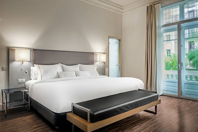 AC Palacio Del Retiro Hotel
