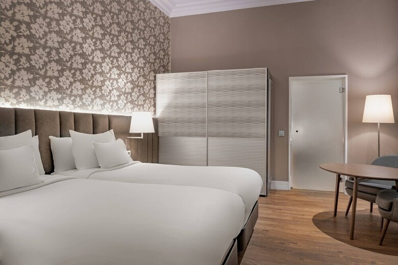 AC Palacio Del Retiro Hotel
