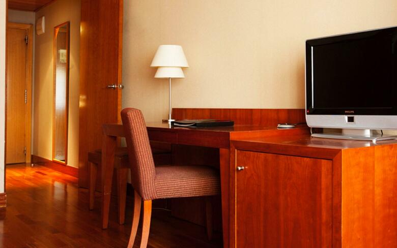 Hotel NH Collection Madrid Col�n