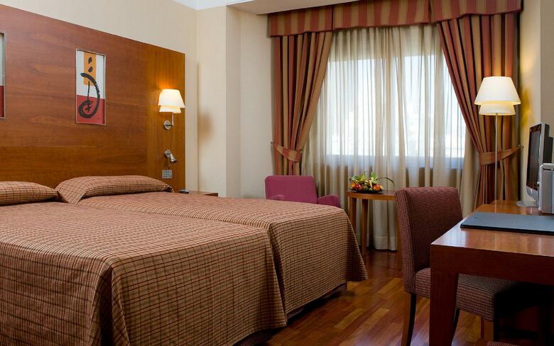 Hotel NH Collection Madrid Col�n