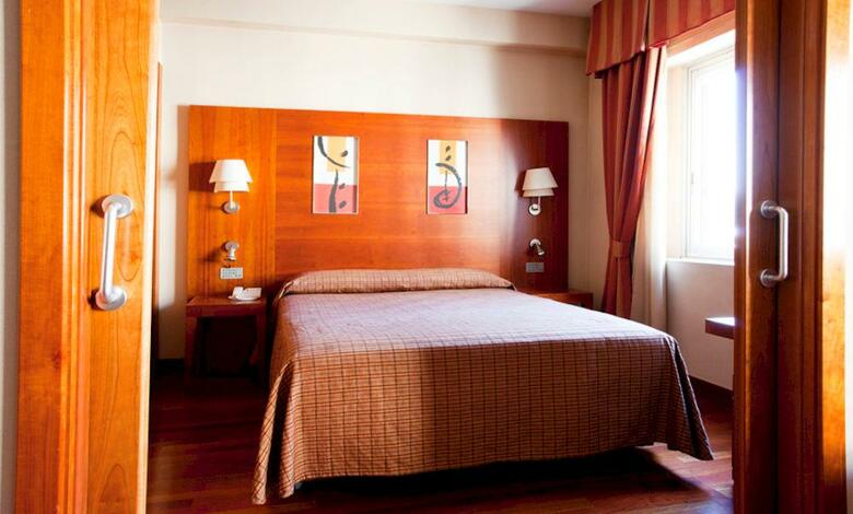 Hotel NH Collection Madrid Col�n