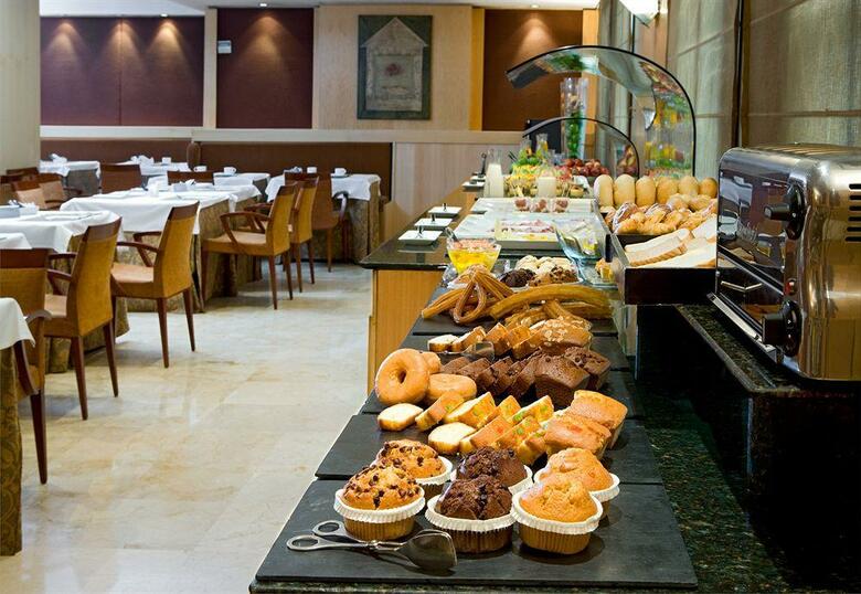 Hotel NH Collection Madrid Col�n