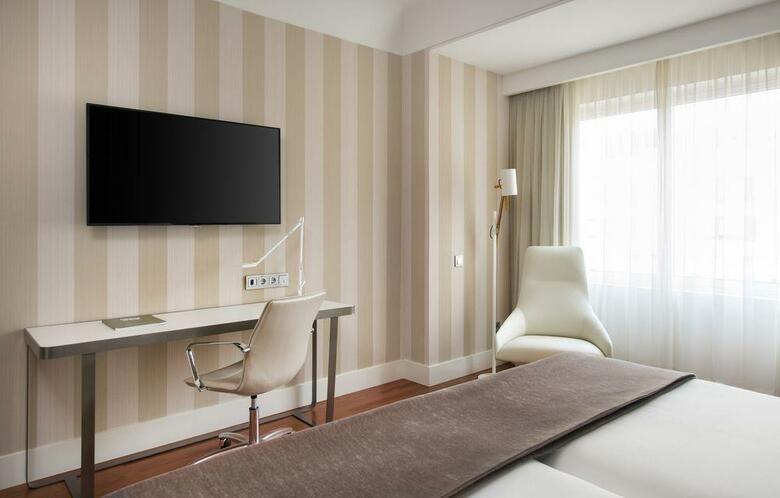 Hotel NH Collection Madrid Col�n