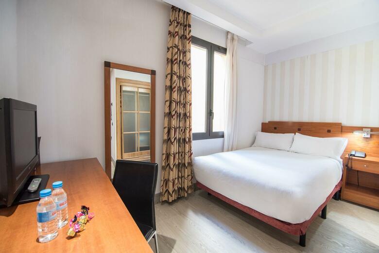 Hotel Petit Palace Londres