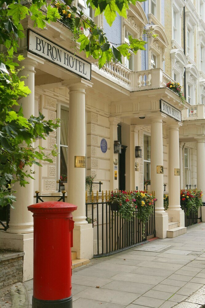 Hotel Byron