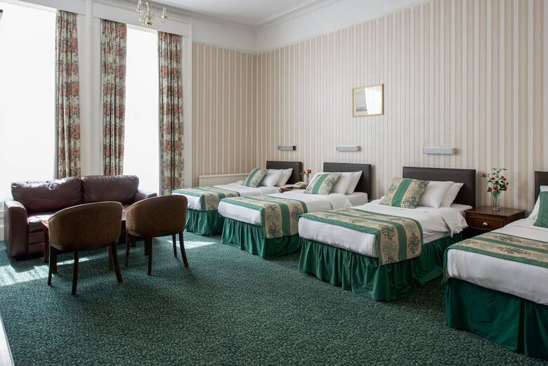 Hotel Columbia