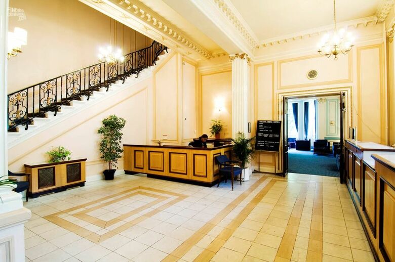 Hotel Columbia