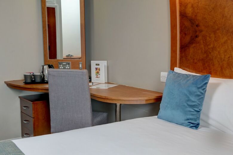 Hotel Corus Hyde Park