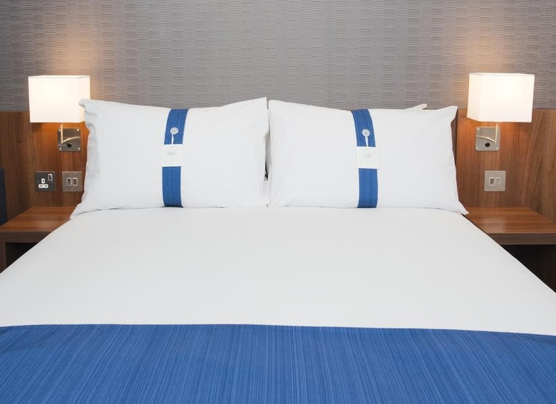Hotel Express By Holiday Inn London City