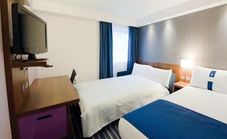 Hotel Express By Holiday Inn London City