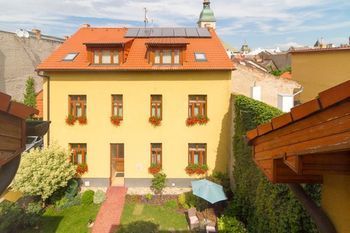 Hotel Penzi�n Hradbov�