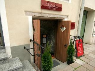 Hotel Oldhouse Apartments