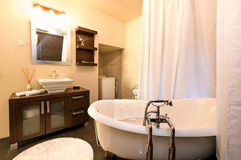 Hotel Oldhouse Apartments