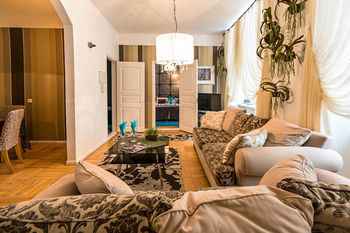Hotel Oldhouse Apartments