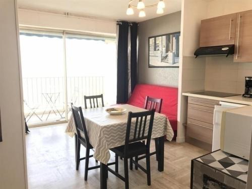 Apartment Appartement Nadaillac : L'oc�an Pour Horizon