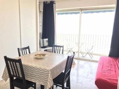 Apartment Appartement Nadaillac : L'oc�an Pour Horizon
