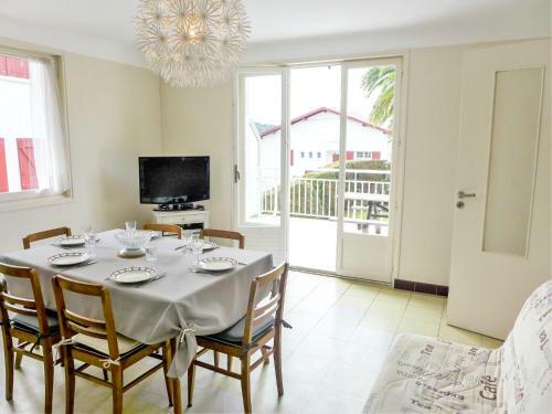 Holiday Home A�ten Battela