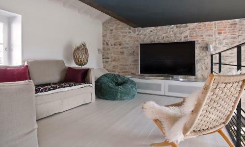Bidart Villa Sleeps 12 Pool Wifi