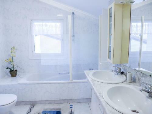Holiday Home Villa Lukuchenia