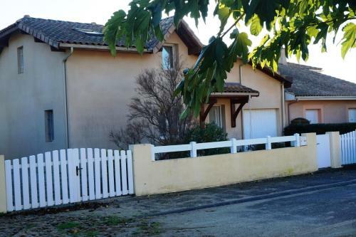 Villa 250 Avenue Fernand Laffargue -023