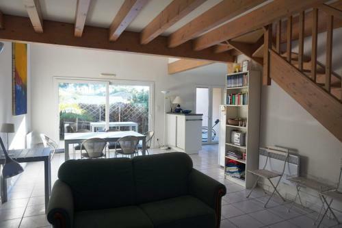 Villa 250 Avenue Fernand Laffargue -023
