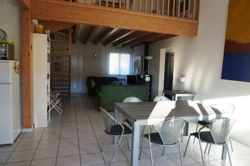 Villa 250 Avenue Fernand Laffargue -023