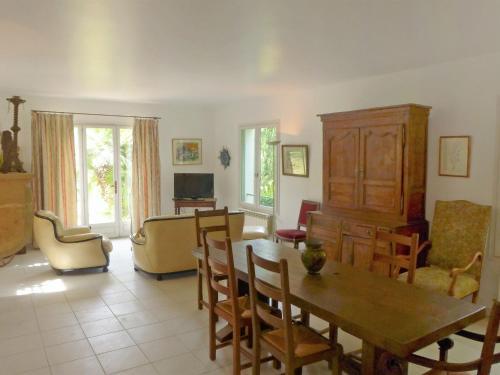 Holiday Home Cabasson