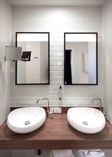 Hotel H�tel M�tropole Centre Ville