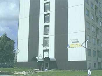 Apartamentos Mahtra Hostel