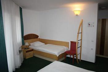 Garni Hotel Zvon