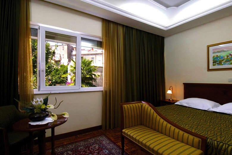 Hotel President
