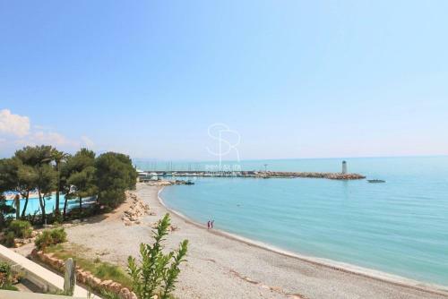 Motel Marina Beach Boats View