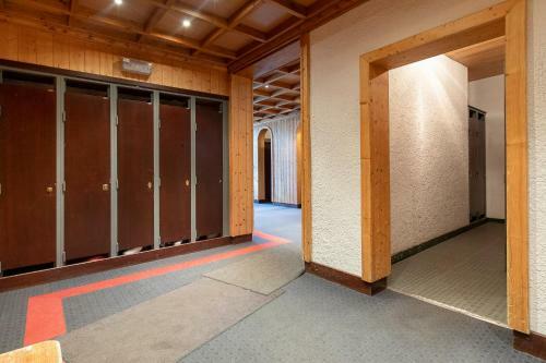 Apartamentos R�sidence Les C�mes - Centre Val D'is�re