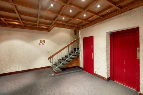 Apartamentos R�sidence Les C�mes - Centre Val D'is�re