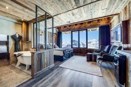 Luxury 8 Bedroom Apartment 380m2 - 2 551m Altitude