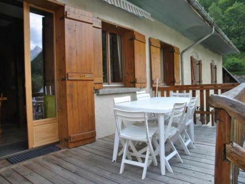 Apartment Chalet La Barmette