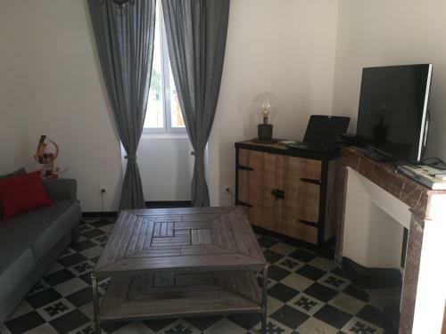 Apartamentos La Maison De Salavas