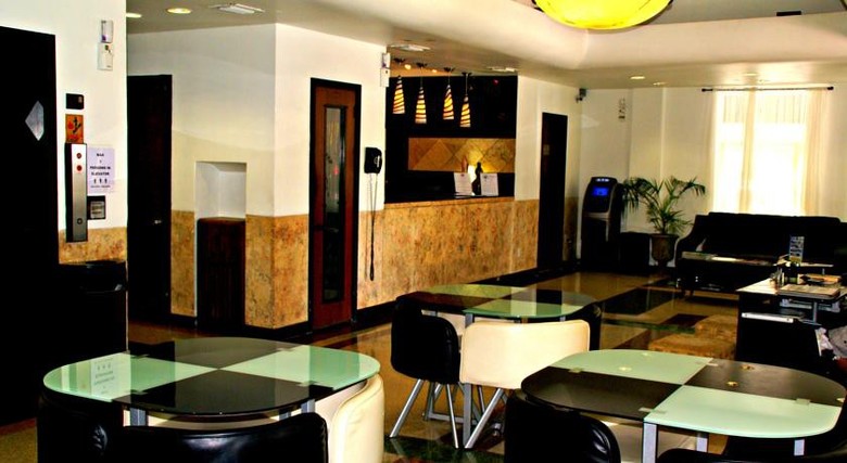 South Beach Plaza Hotel & Villas