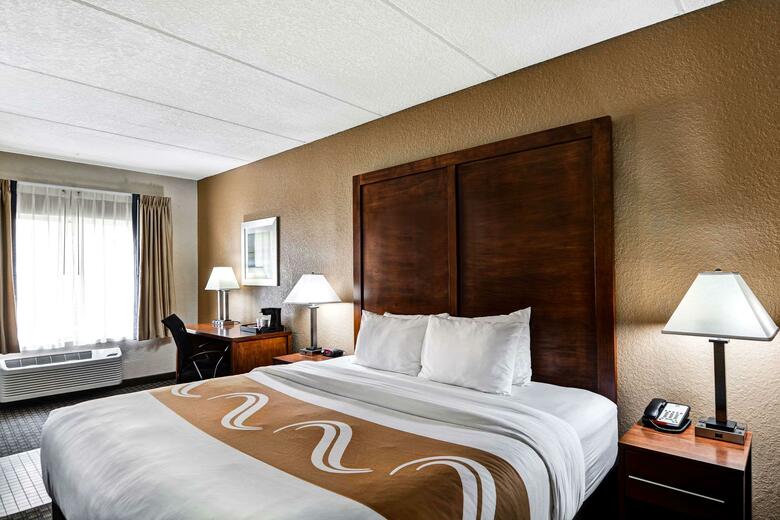 Hotel Ramada Heritage Park