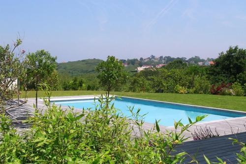 Saint-jean-de-luz Villa Sleeps 12 Pool Air Con Wifi