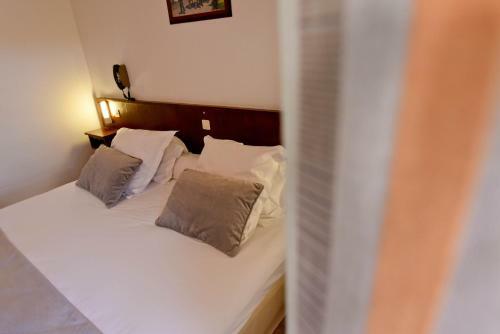 Hotel Logis H�tel Baratxartea