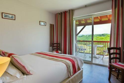 Hotel Logis H�tel Baratxartea
