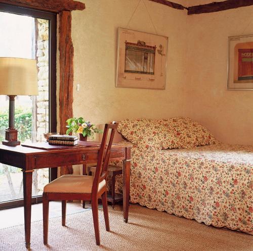 Sarlat-la-caneda Villa Sleeps 15 Pool