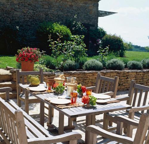 Sarlat-la-caneda Villa Sleeps 15 Pool