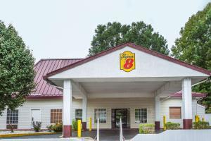 Hotel *super 8 Motel Atlanta Northeast*