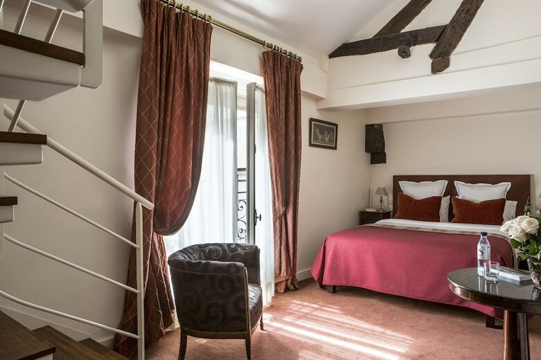 Hotel Des Saints P�res