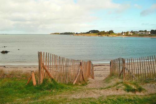 Holiday Home Guiss�ny - Bre051030-f