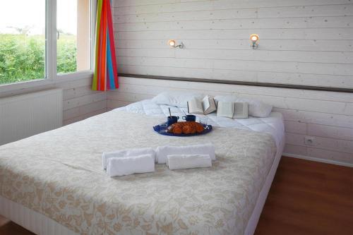Holiday Home Guiss�ny - Bre051030-f