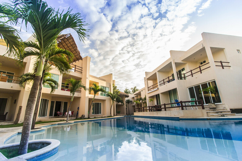 Coral Maya Turquesa Condo Hotel