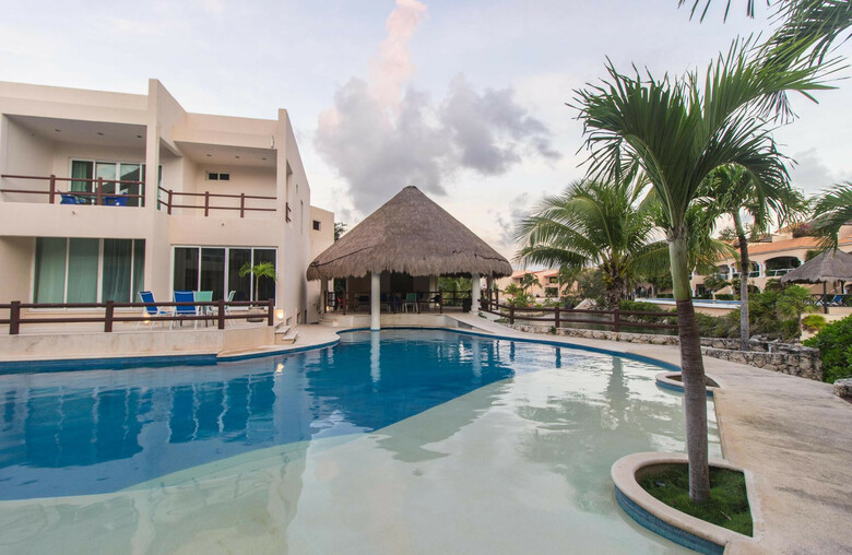 Coral Maya Turquesa Condo Hotel